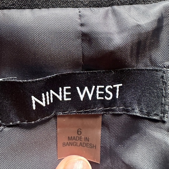 nine west dark gray blazer, size 6 - Picture 3 of 3